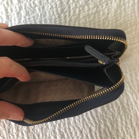 Michael Kors Navy Blue Wristlet - Picture 3 of 4